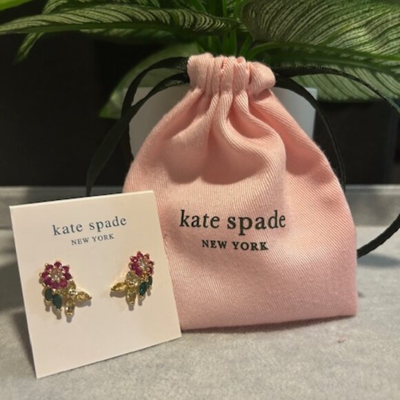 NEW WITH TAG KATE SPADE NEW YORK FLOWER CRYSTAL EARRINGS WITH POUCH  (PIERCED) - Picture 1 of 1